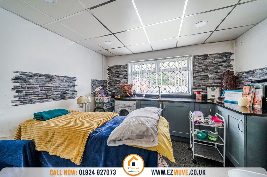 Additional image 13 of 3 bed semi-detached house for saleSpringfield Avenue, Batley WF17