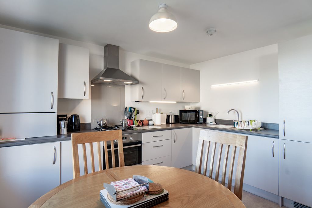 Additional image 8 of 2 bed flat for saleDrummossie Road, Inverness IV2