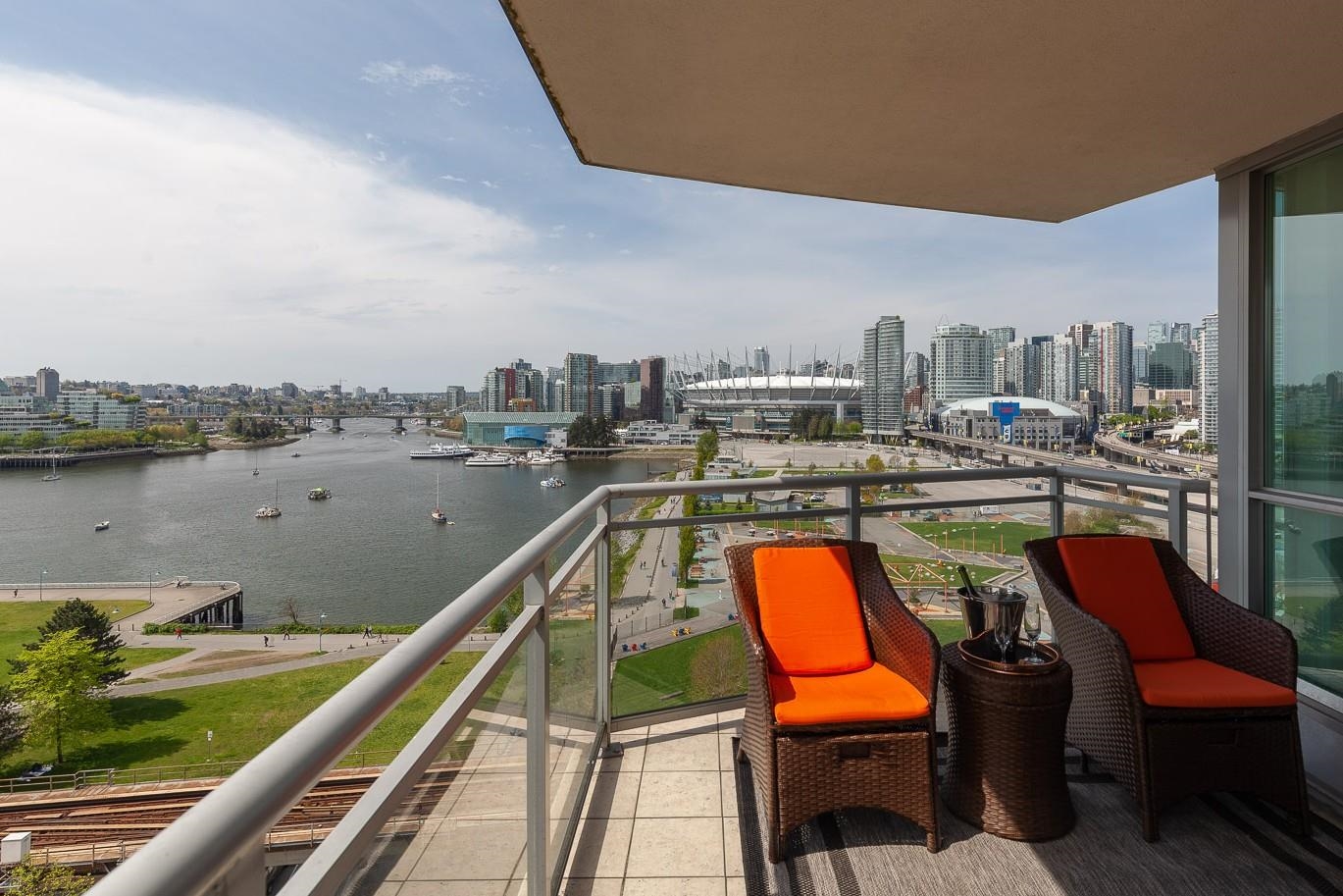 1305-120 Milross Avenue, Vancouver, BC, V6A 4K7