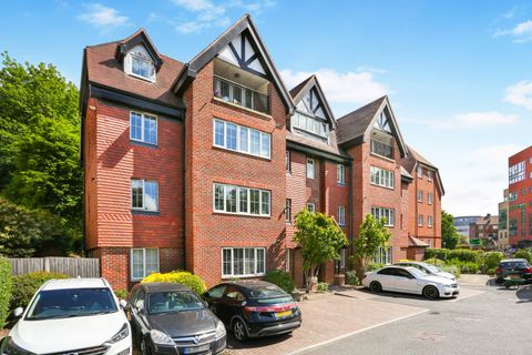 Foxley Lane, Purley CR8