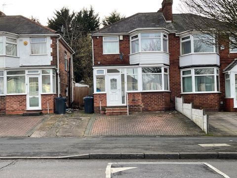 Chipperfield Road, Birmingham B36