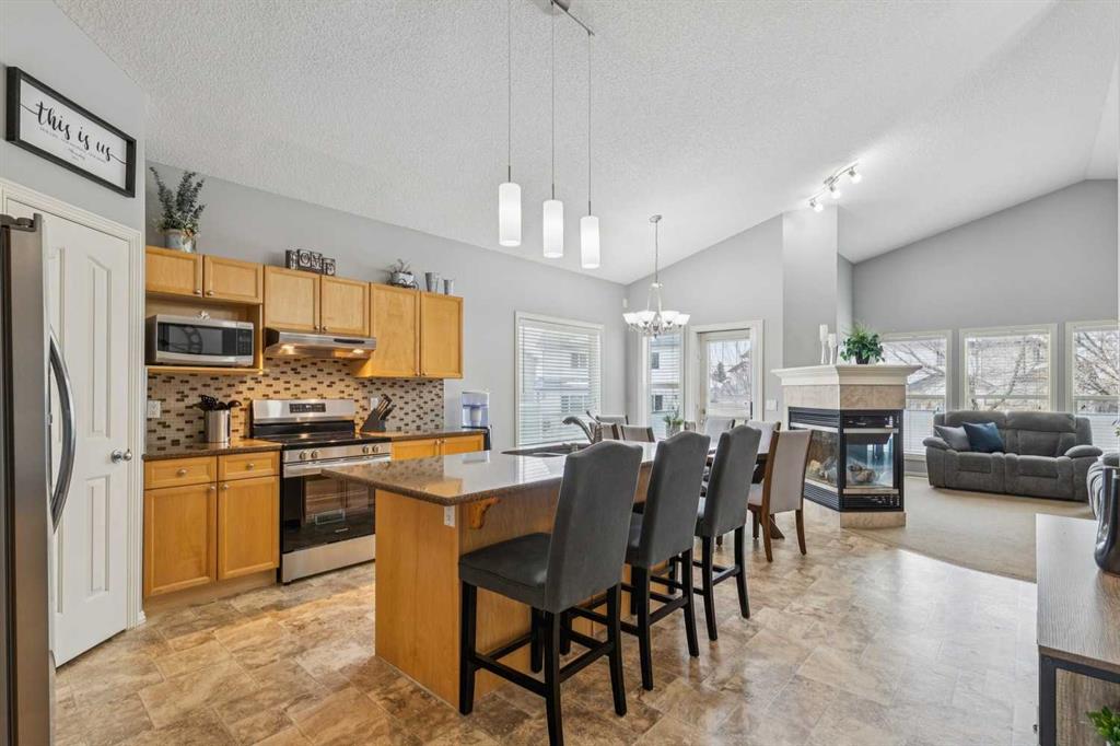 Additional image 6 of 328 Cove Road, Chestermere, AB, T1X 1L5