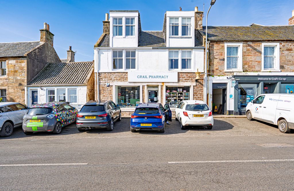 4 bed flat for saleHigh Street North, Crail KY10