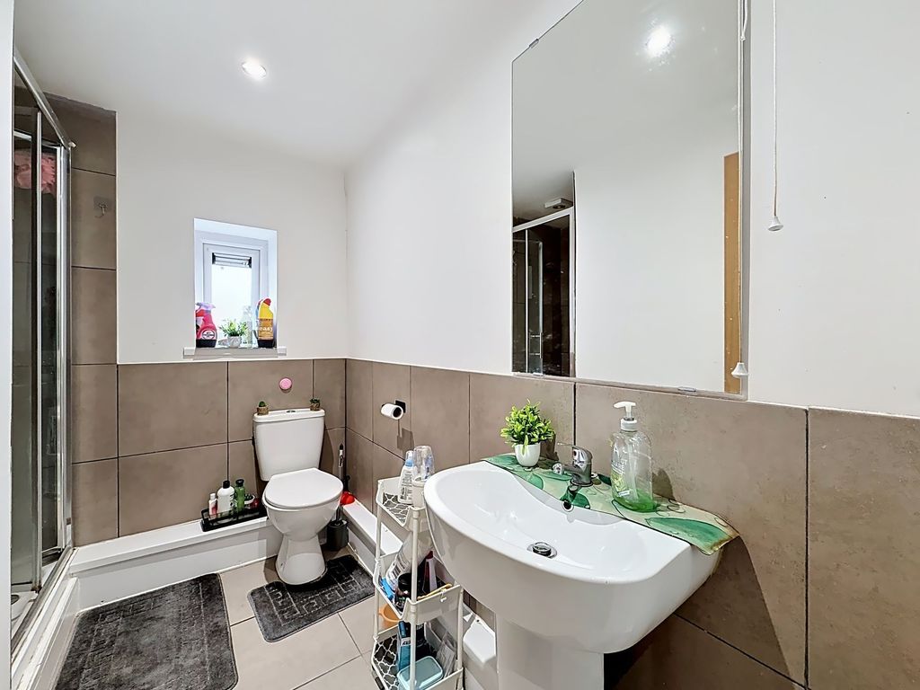 Additional image 16 of 5 bed property for saleBedford Street, Cardiff CF24