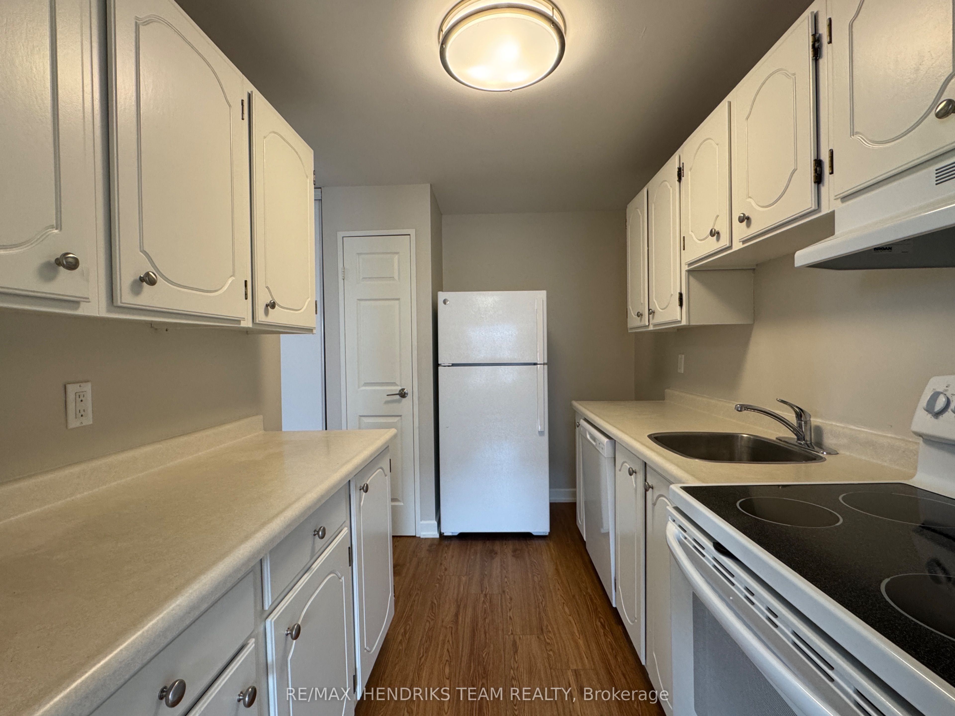 Additional image 3 of 705-610 Lake Street, St. Catharines, ON, L2N 5T1