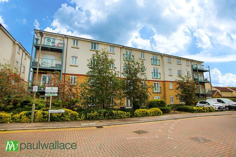 2 bed flat for saleSorbus Road, Turnford EN10