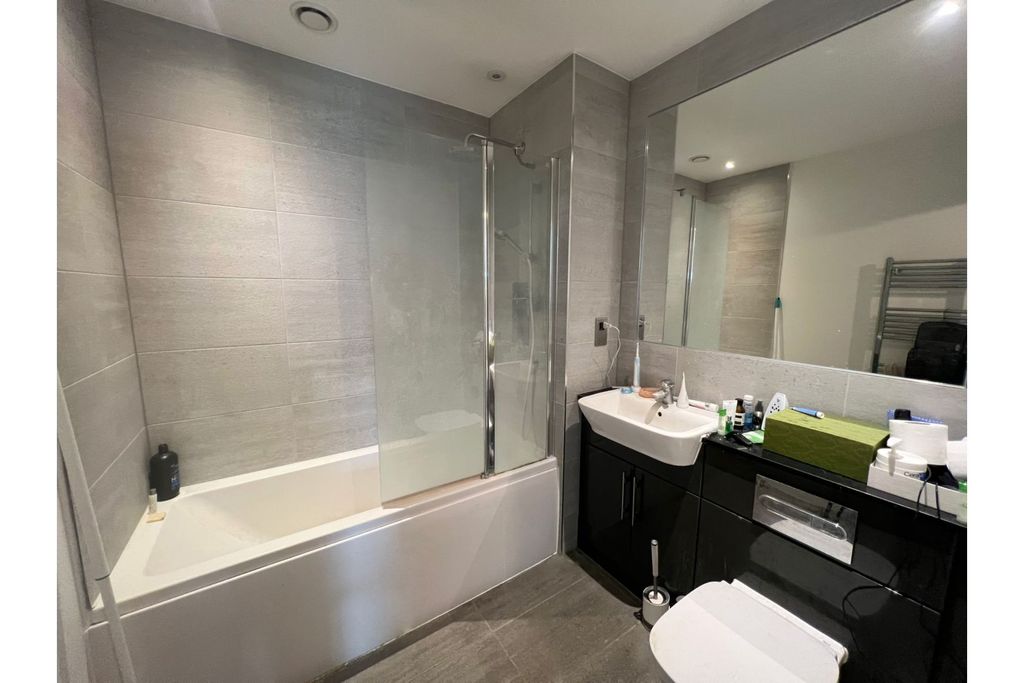 Additional image 4 of 2 bed flat for saleCambridge Road, Barking IG11