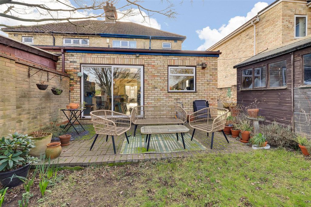 Additional image 16 of 3 bed semi-detached house for saleGreen End Road, Cambridge CB4