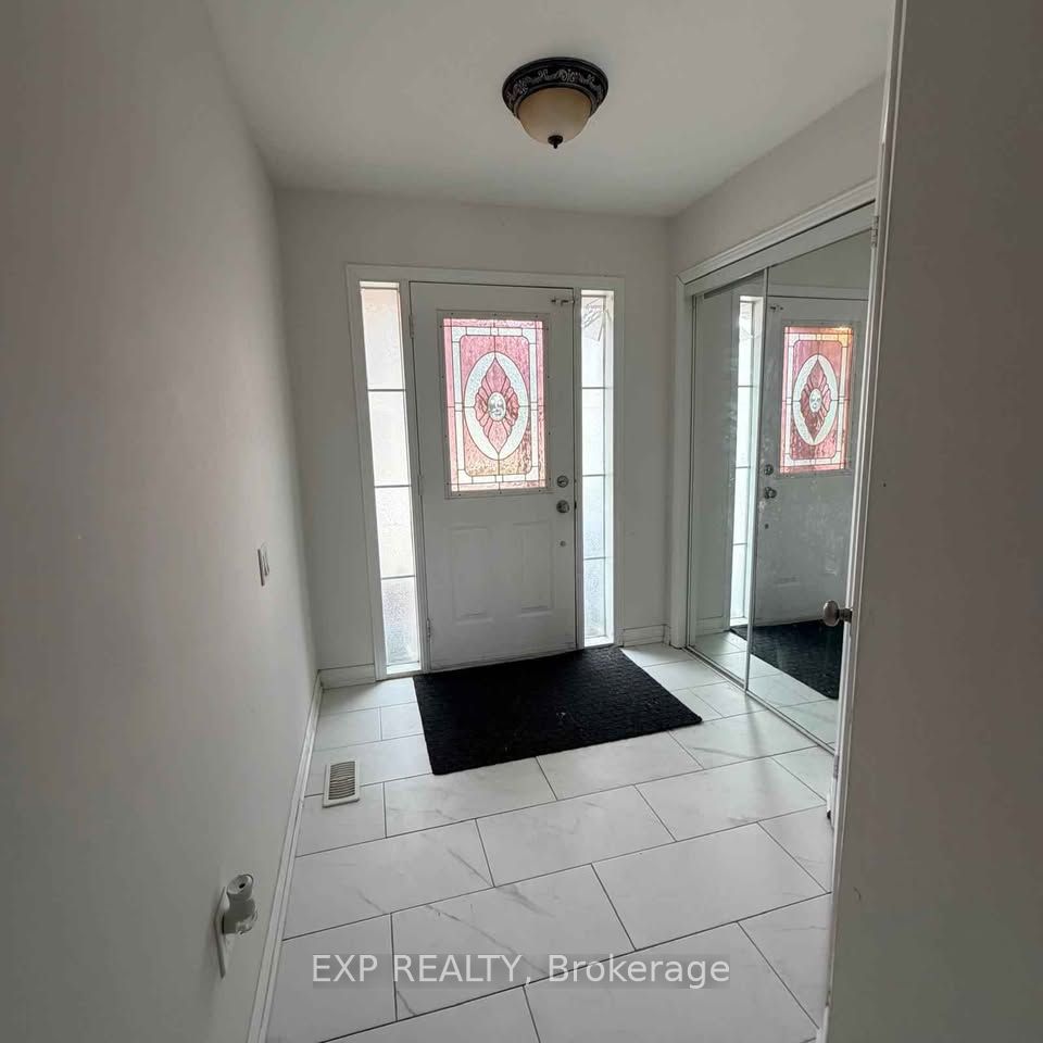 Additional image 3 of G-35 View Green Crescent, Toronto, ON, M9W 7E1
