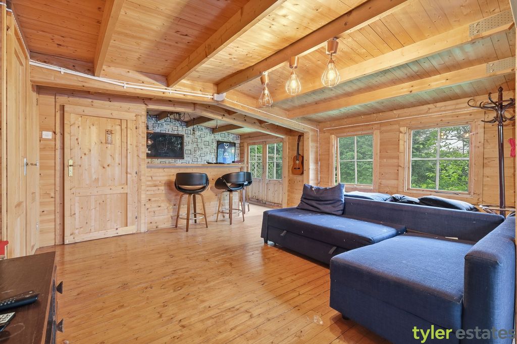Additional image 34 of 5 bed detached house for saleNoak Hill Road, Billericay CM12
