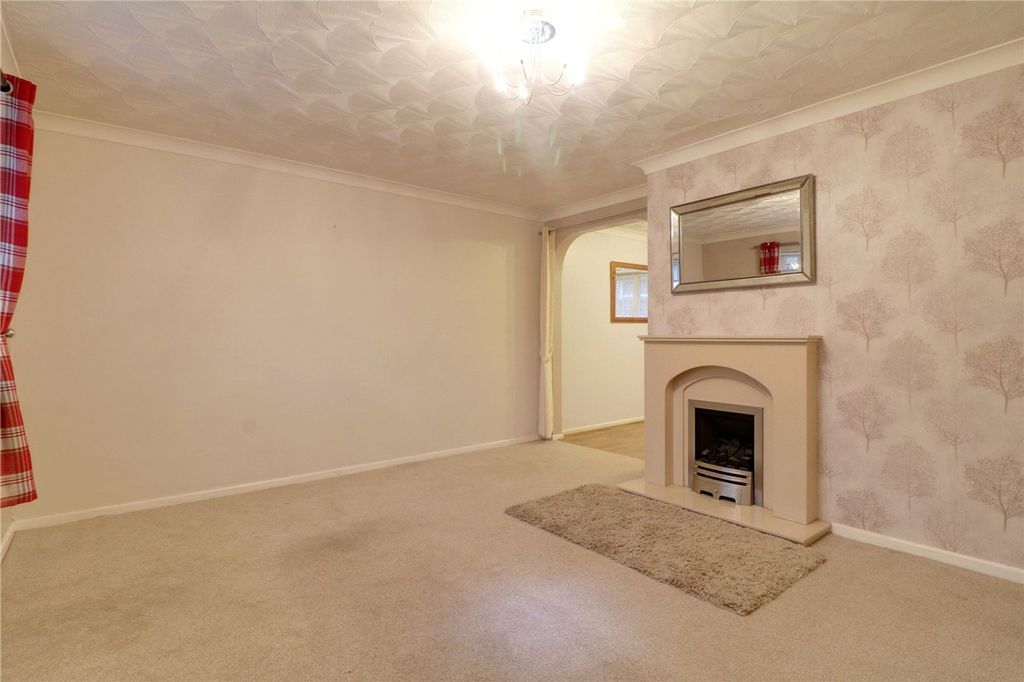 3 bed detached bungalow for saleMillbrook Way, Barton-Upon-Humber DN18 photo 4