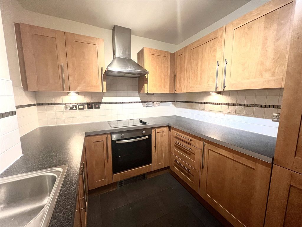 Additional image 8 of 2 bed flat for saleSandylands Promenade, Morecambe, Lancashire LA3