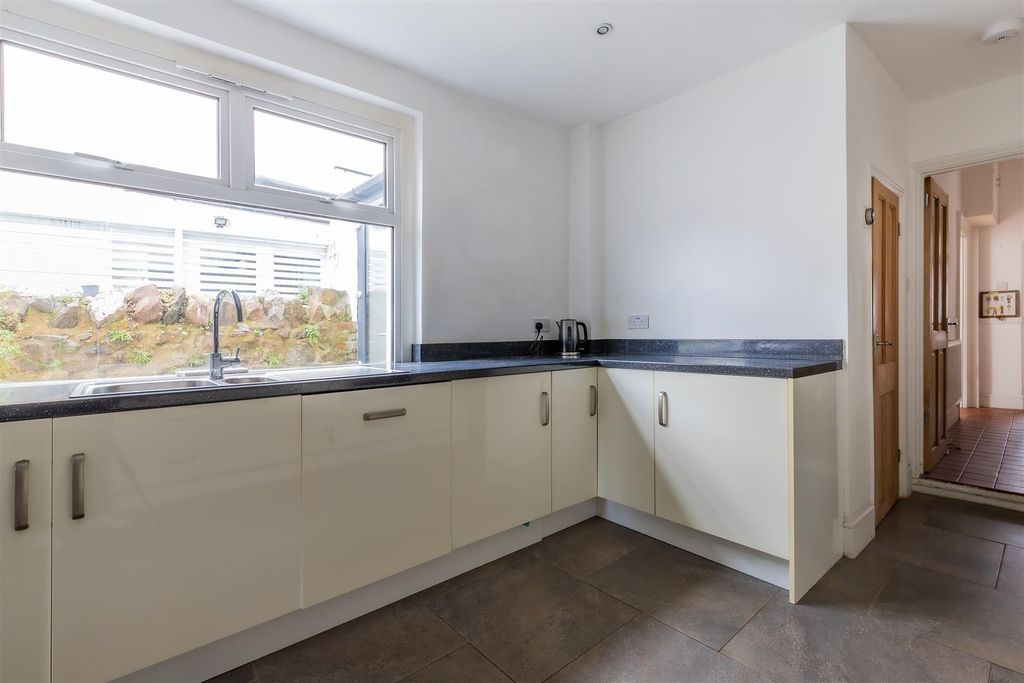Additional image 8 of 3 bed property for saleHamilton Street, Pontcanna, Cardiff CF11