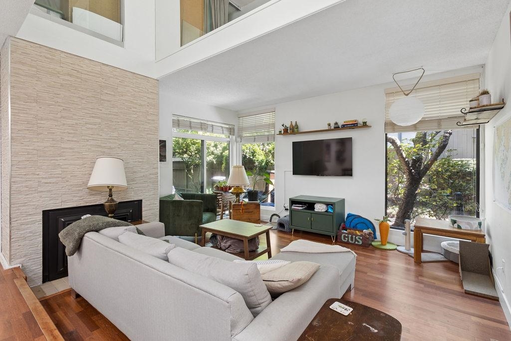 4430 Yew Street, Vancouver, BC, V6L 3C8