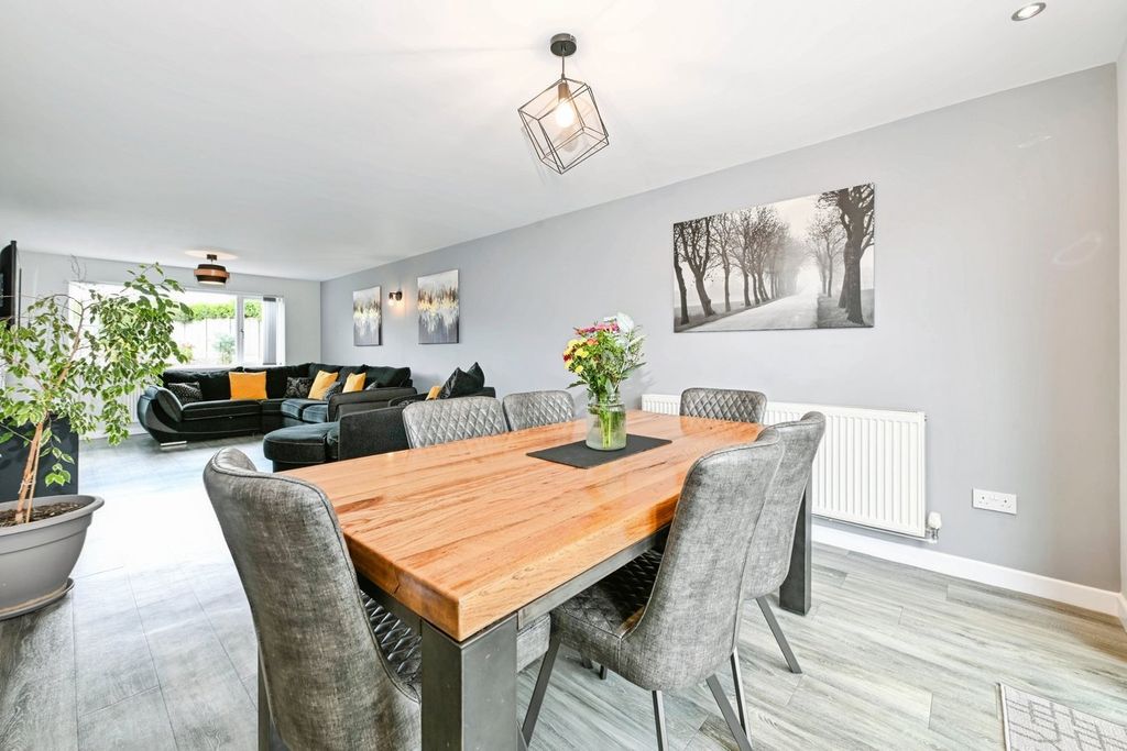 Additional image 4 of 5 bed detached house for saleThe Green, Diseworth, Derby DE74