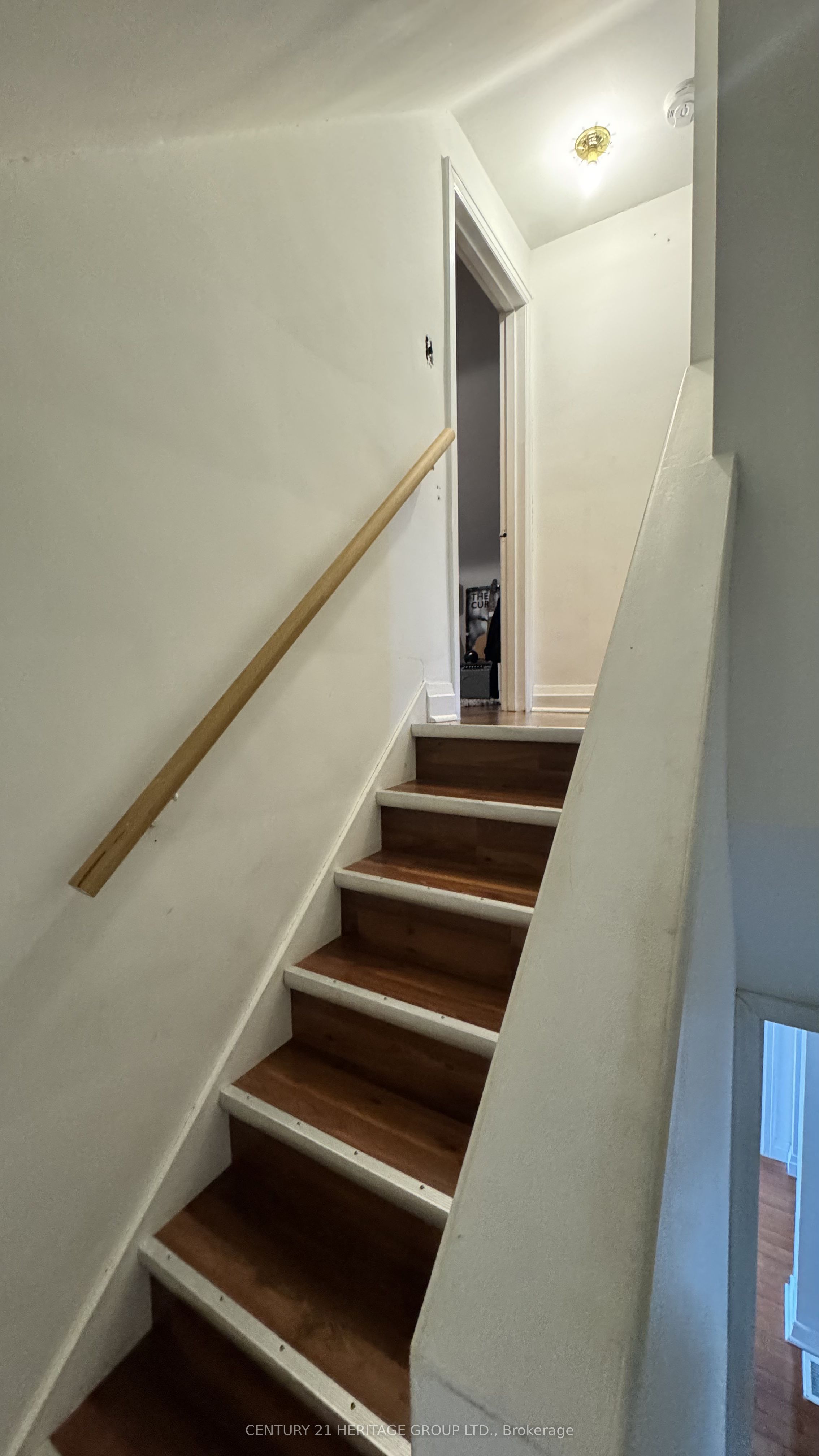 Main-166 Erindale Avenue, Hamilton, ON, L8K 4R4 photo 5