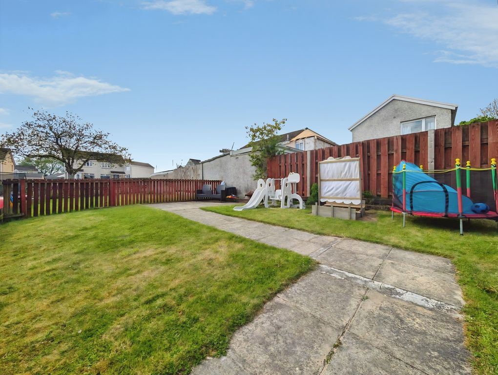Additional image 4 of 2 bed flat for saleMorton Court, Blackwood ML11