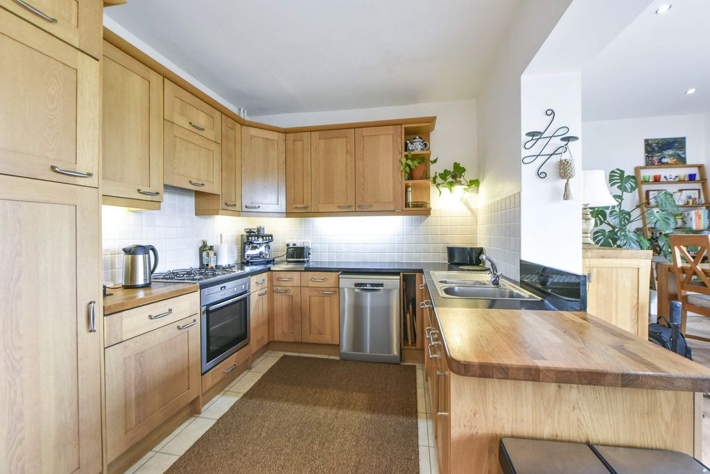 Additional image 9 of 4 bed semi-detached house for saleMarkland Hill Lane, Bolton BL1