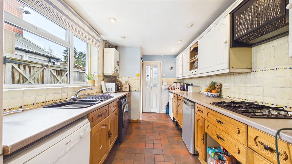 Additional image 4 of 3 bed end terrace house for saleHorsell, Surrey GU21