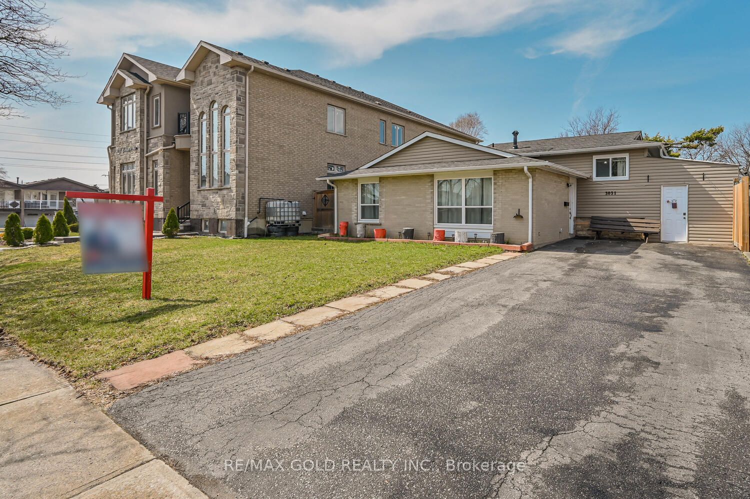 Additional image 4 of 3031 Lafontaine Road, Mississauga, ON, L4T 1Z4
