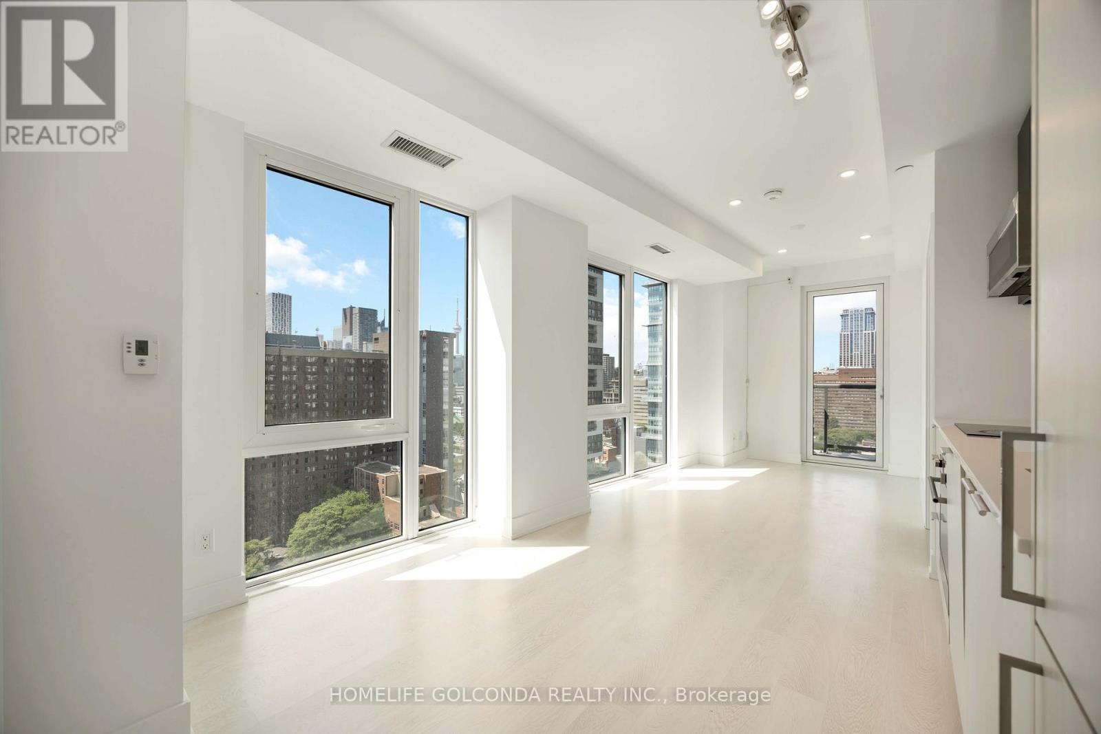 1703 - 308 JARVIS STREET