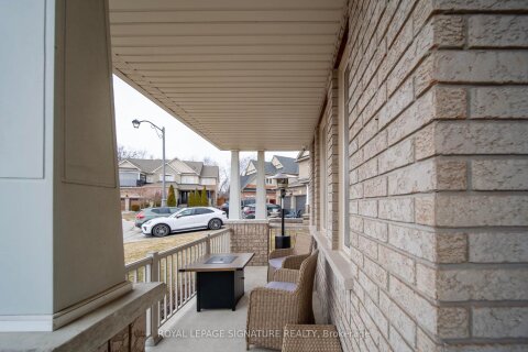 Additional image 8 of 17 Roderick Court, Richmond Hill, ON, L4E 0B4