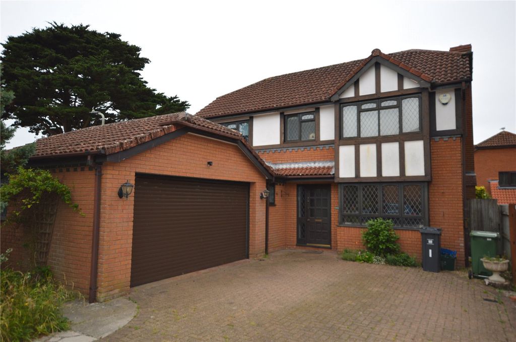 4 bed detached house for saleYork Close, Axminster, Devon EX13