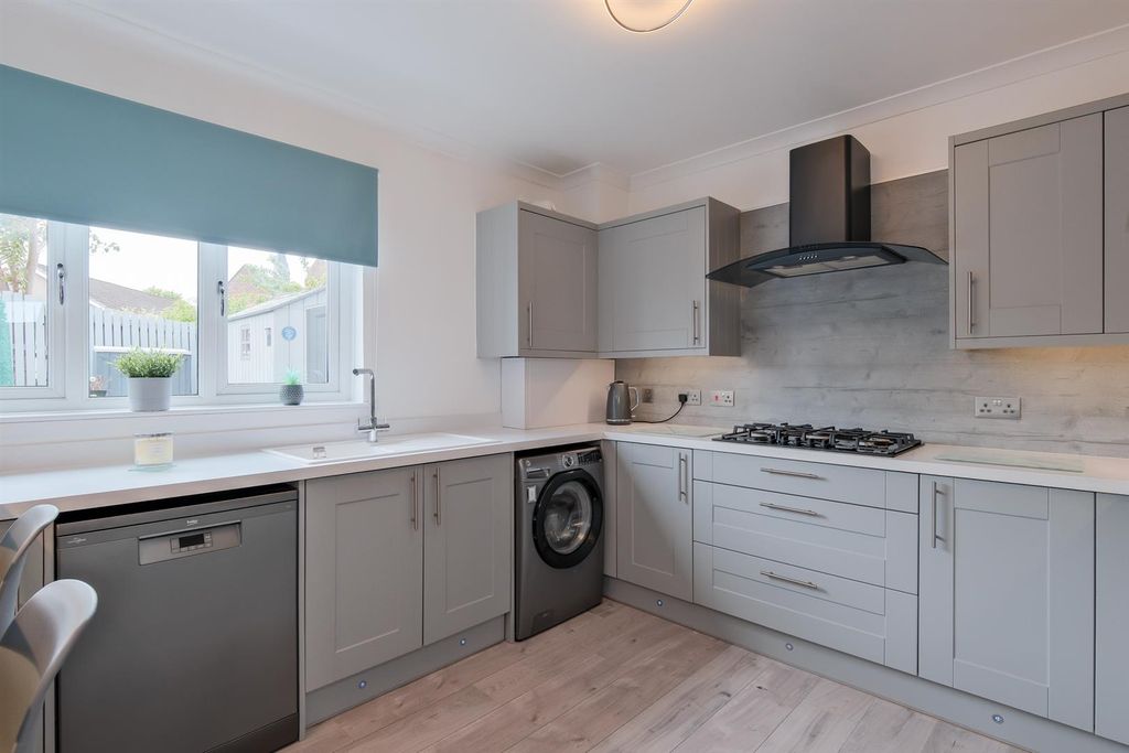 Additional image 8 of 3 bed semi-detached house for saleRoman Road, Motherwell ML1