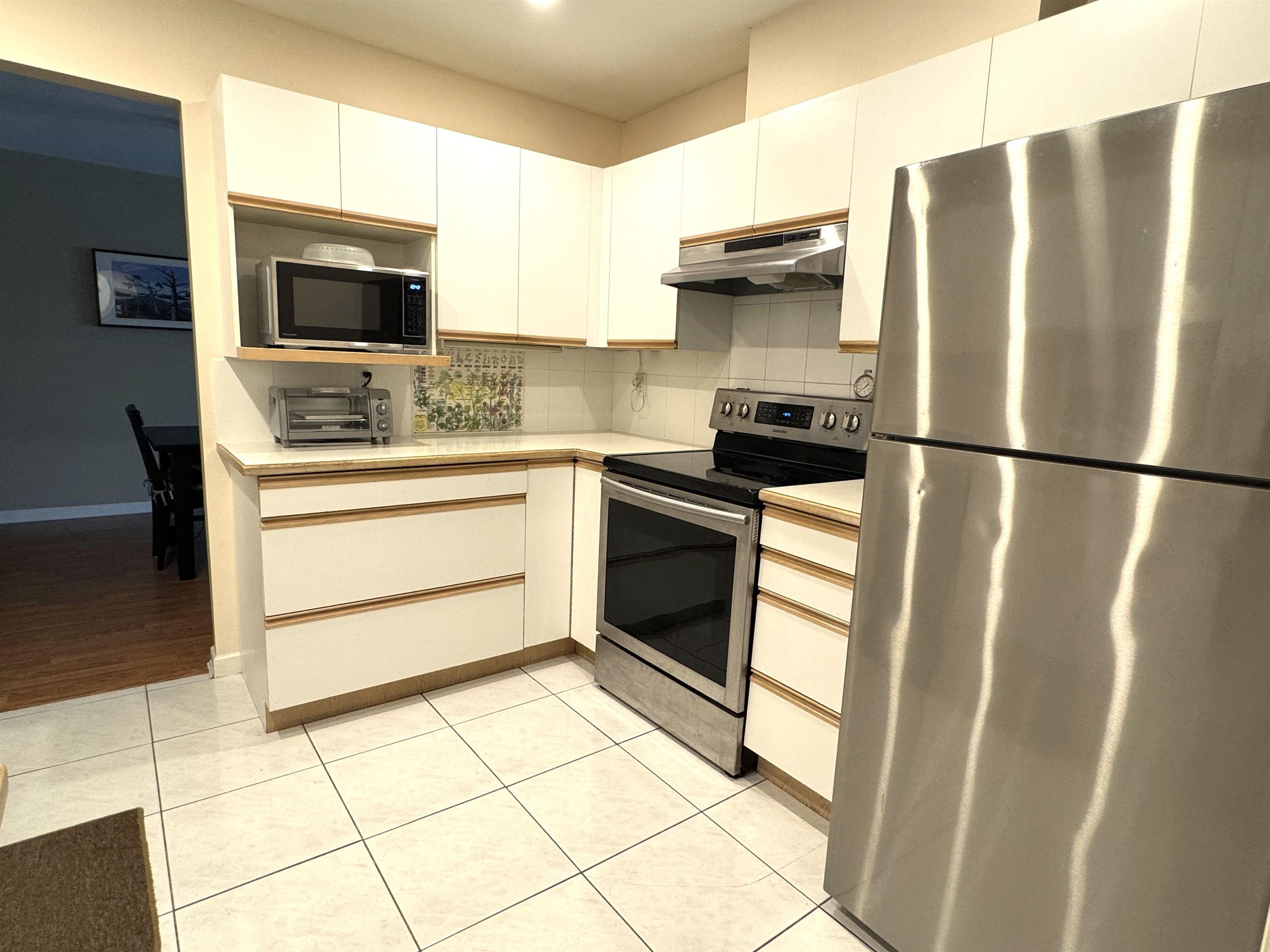 Additional image 5 of 317-15875 Marine Drive, White Rock, BC, V4B 5J2