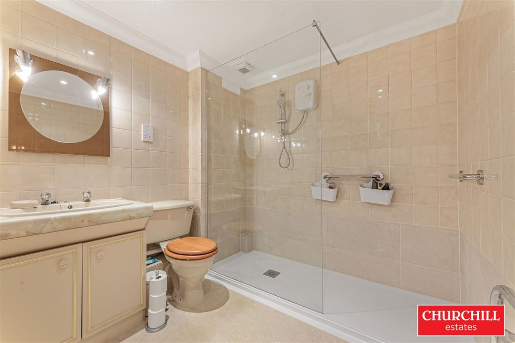 Additional image 13 of 2 bed flat for saleSt James Gate, Palmerston Road, Buckhurst Hill IG9