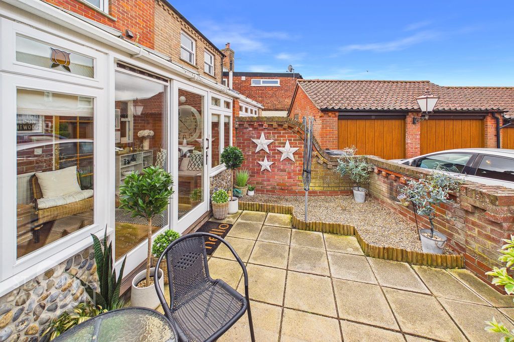 Additional image 17 of 2 bed terraced house for saleOld College Close, Beccles NR34