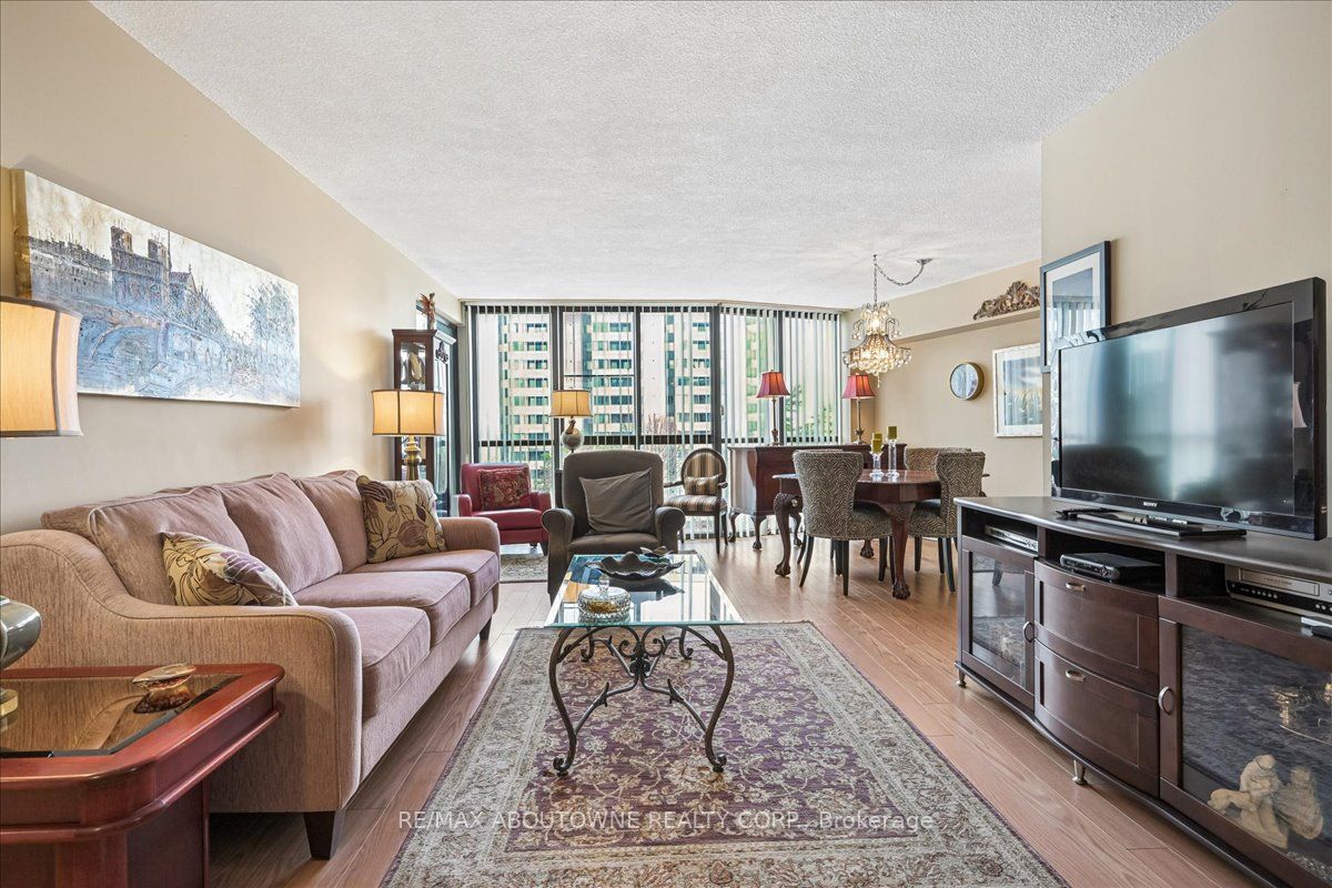 Additional image 5 of 605-1240 Marlborough Court, Oakville, ON, L6H 3K7