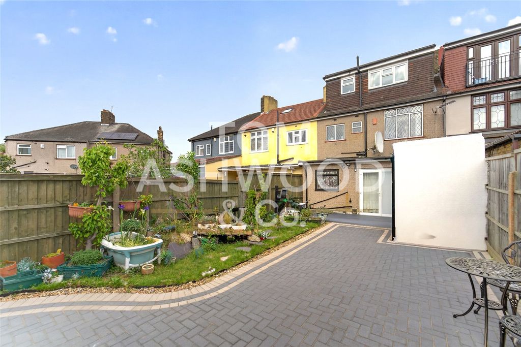 Additional image 20 of 4 bed terraced house for saleWestrow Drive, Leftley Estate, Barking IG11