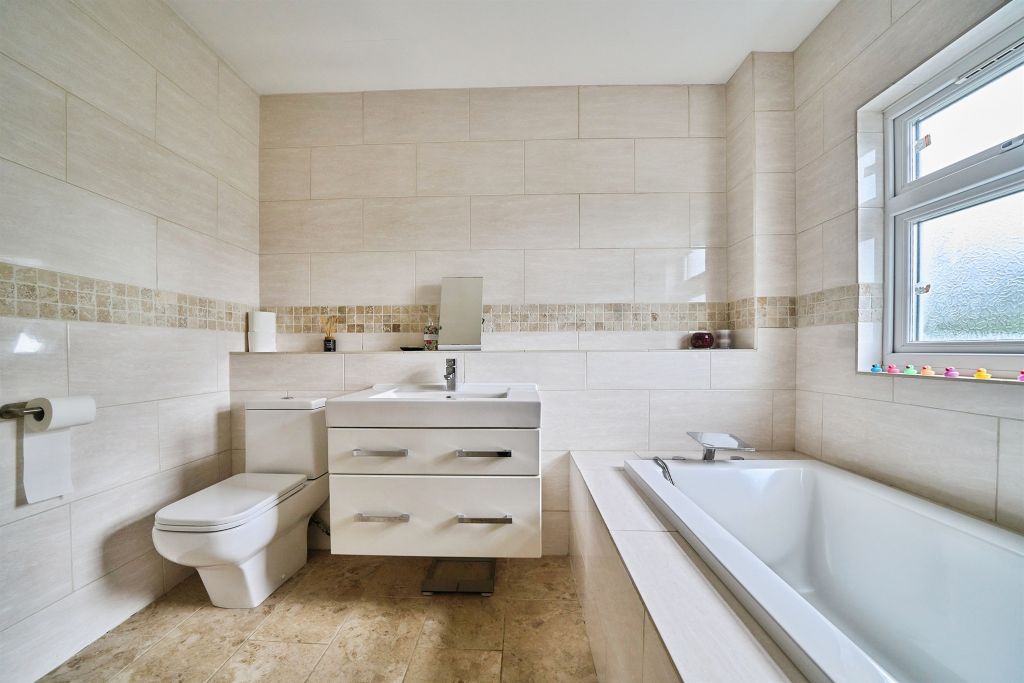 Additional image 17 of 3 bed terraced house for saleDereham Road, Barking IG11