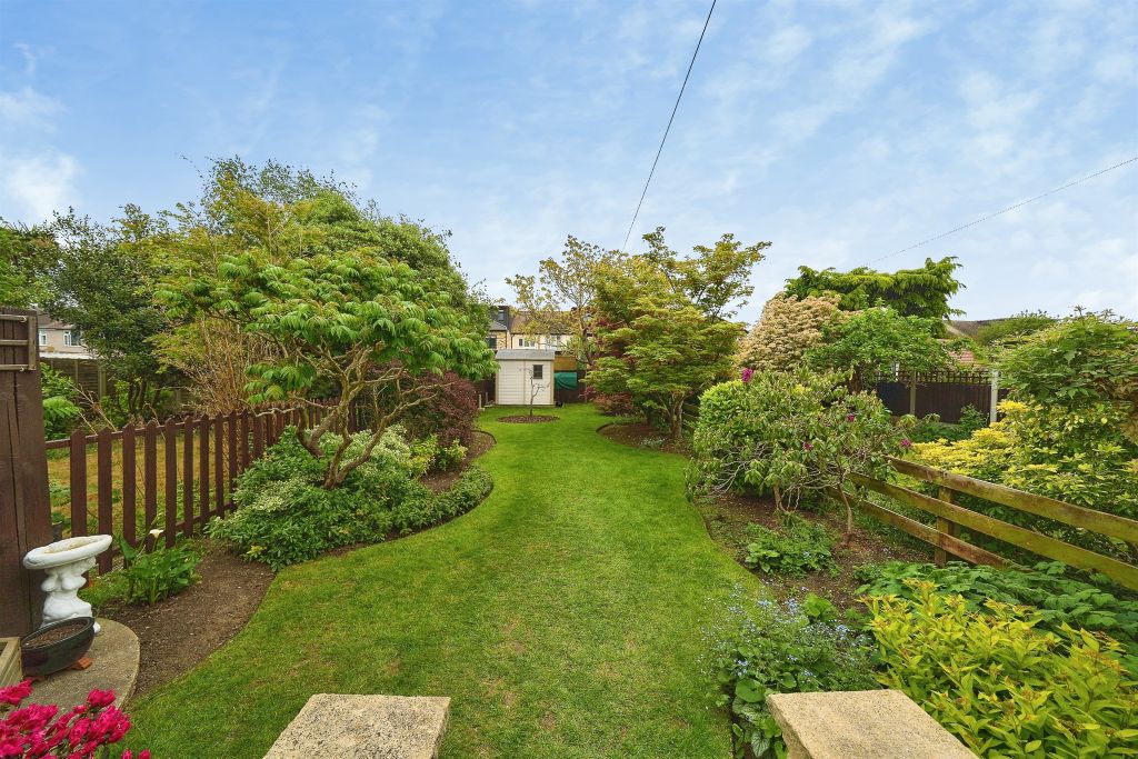 Additional image 5 of 3 bed terraced house for saleBeccles Drive, Barking IG11