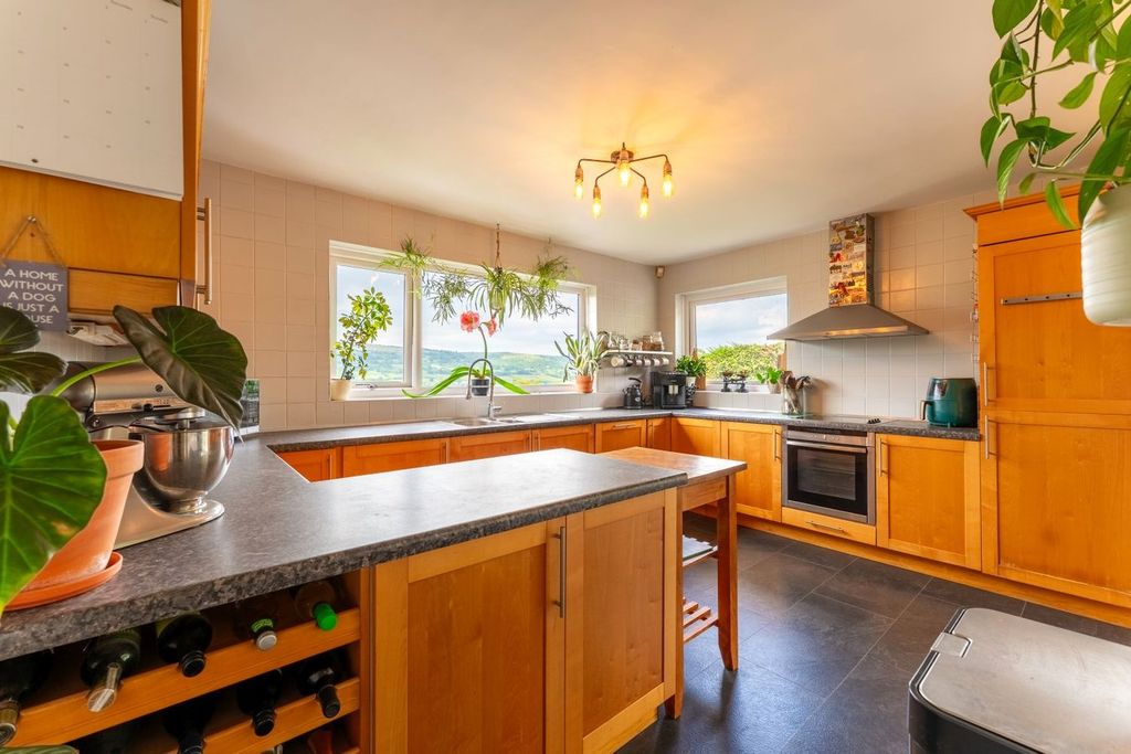 Additional image 9 of 4 bed detached house for saleCwm Road, Govilon, Abergavenny NP7