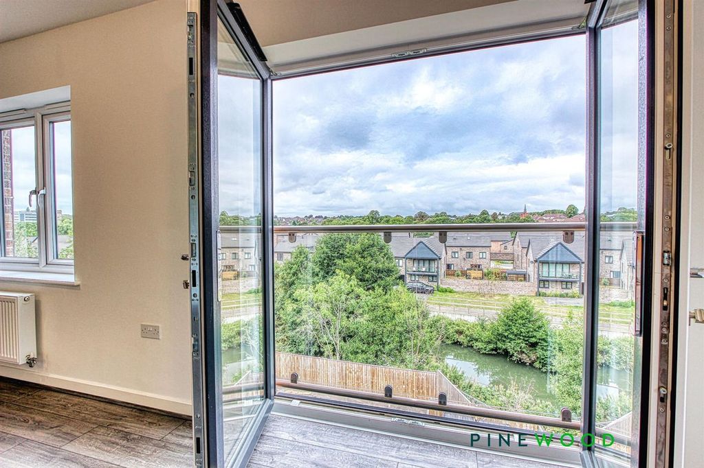 Additional image 7 of 2 bed flat for saleLaver Drive, Chesterfield S41