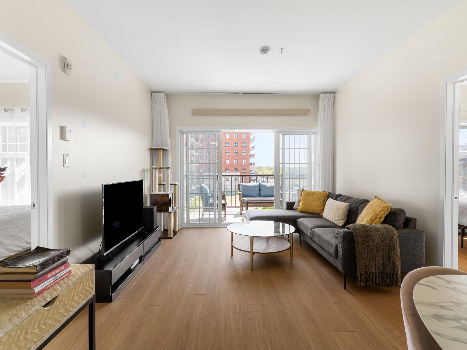 8265 Rue de Londres