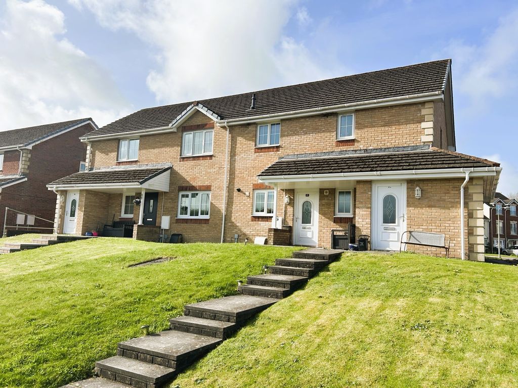 1 bed flat for saleHeol Y Bwlch, Bynea, Llanelli, Dyfed SA14