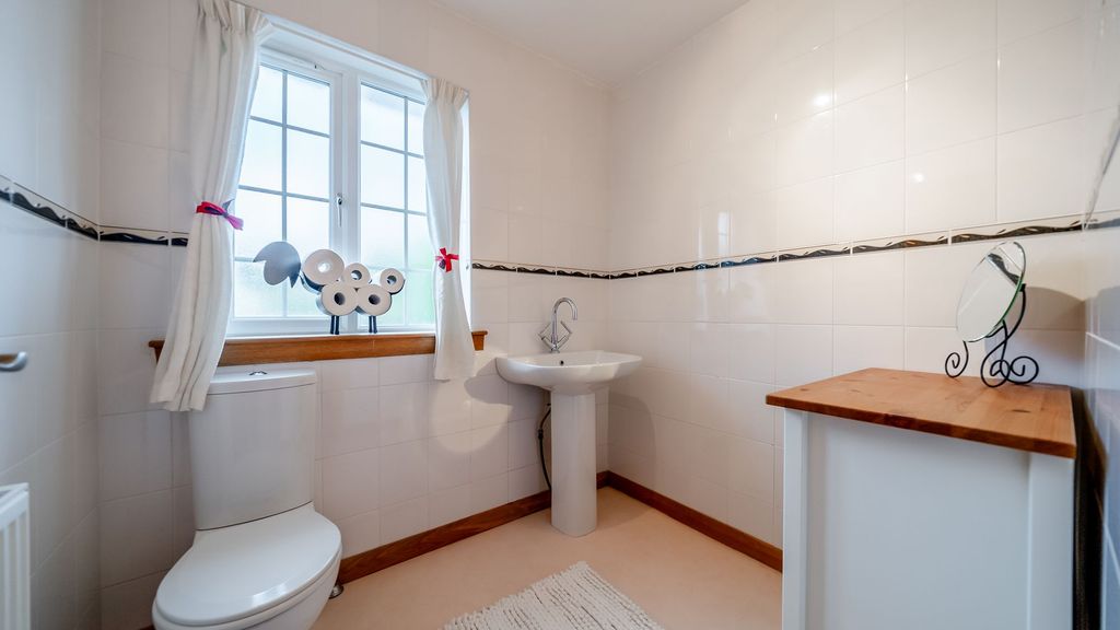 Additional image 27 of 5 bed detached house for saleThe Little House, Pier Road, Rhu G84