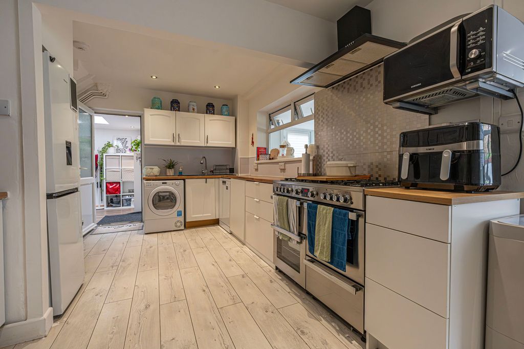 Additional image 5 of 3 bed semi-detached house for saleHigh Meadow, Abercarn NP11