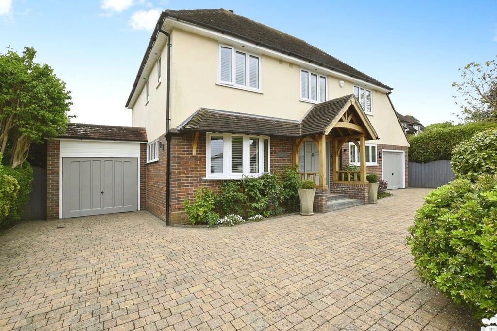 4 bed detached house for saleKingsey Avenue, Emsworth, Hampshire PO10