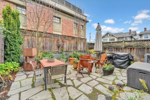 Additional image 7 of 2303 3rd Avenue W, Vancouver, BC, V6K 1L6