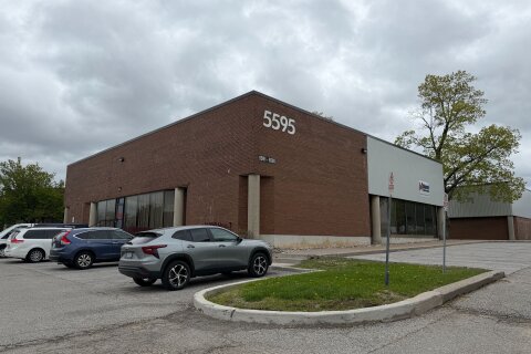 Additional image 7 of Unit 5-5595 Finch Avenue E, Toronto, ON, M1B 2T9