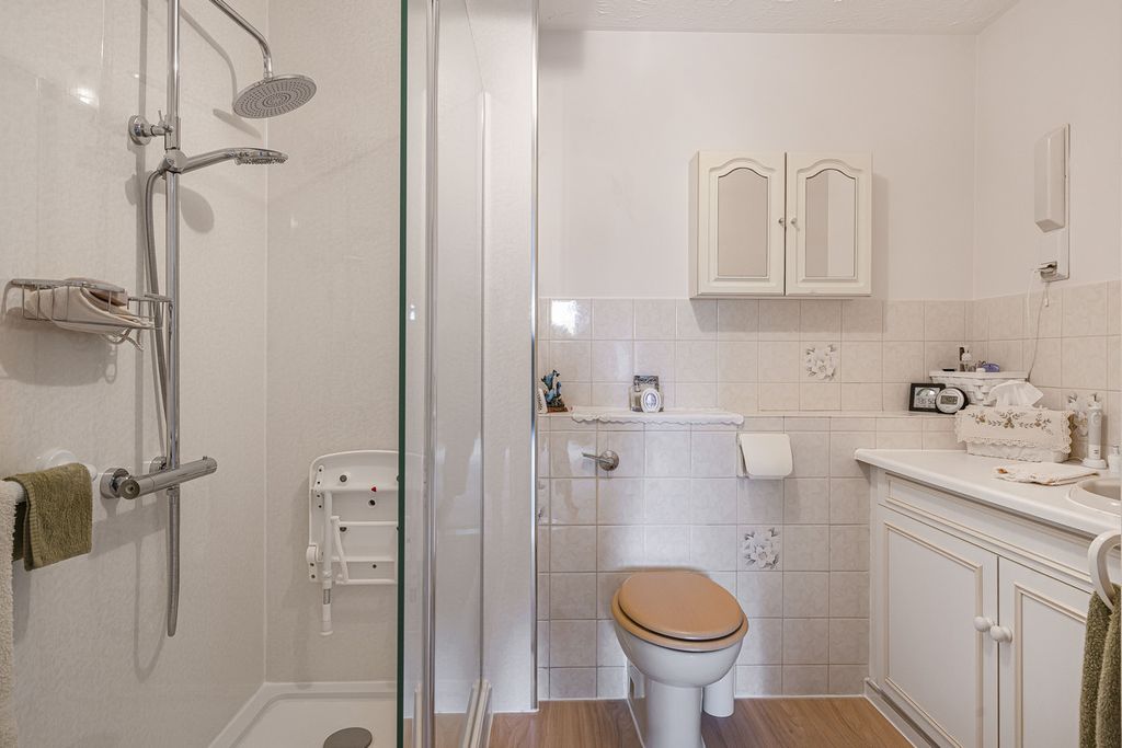 Additional image 14 of 2 bed flat for saleKings End, Bicester OX26