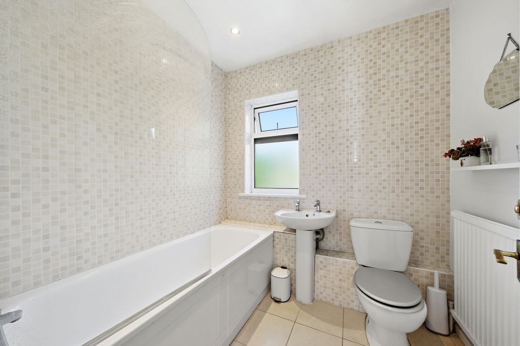 Additional image 13 of 3 bed terraced house for saleGreen End Road, Cambridge CB4