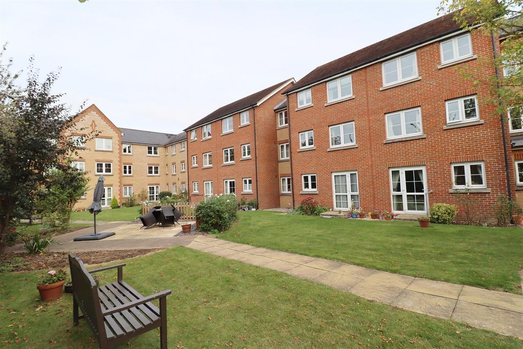 1 bed property for saleRailway Street, Braintree CM7