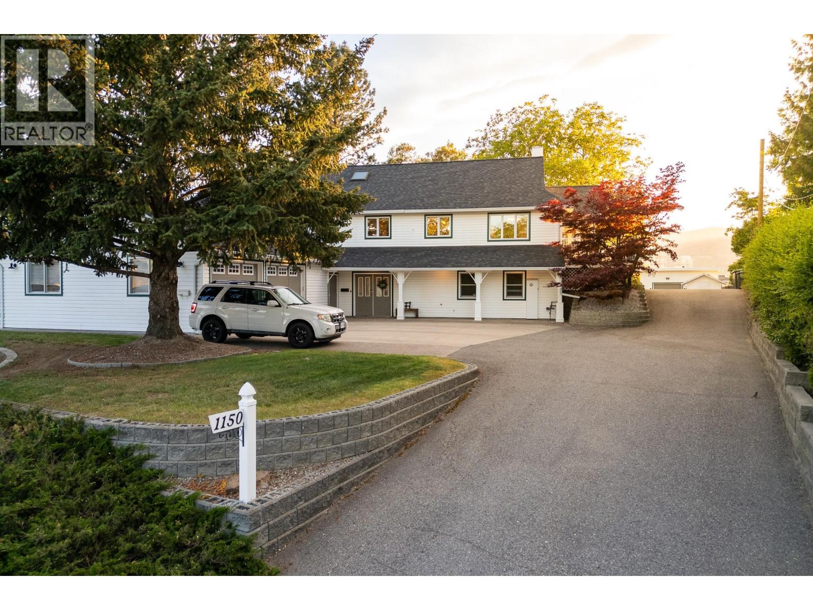 1150 Kelview Street, Kelowna, BC, V1Y3N8