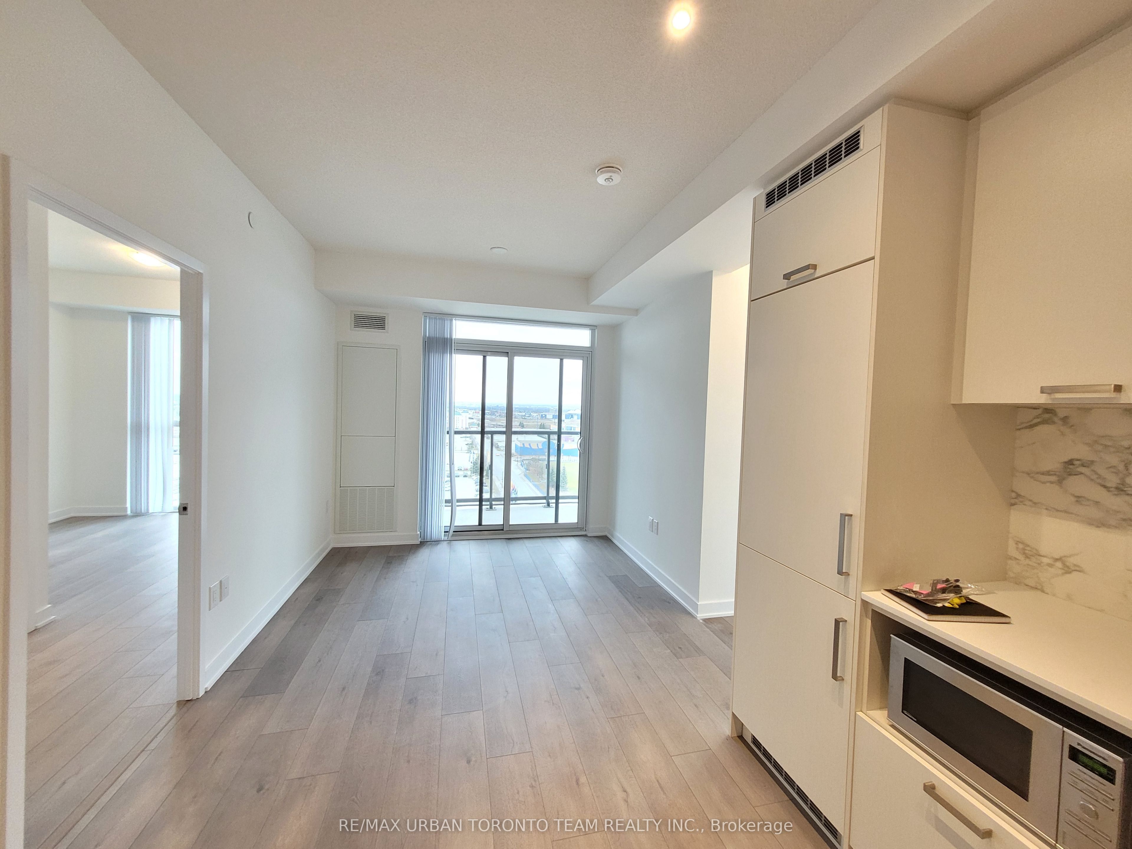 Additional image 2 of 1016-10 Honeycrisp Crescent, Vaughan, ON, L4K 0M7