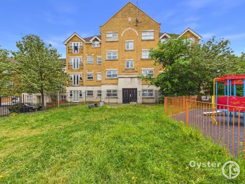 Warren Way, Edgware HA8